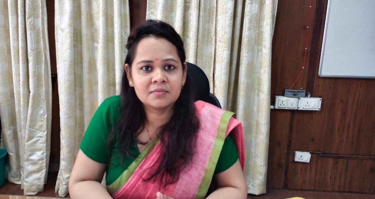 "Aakanksha Konde Takes Charge as the 24th Chief Development Officer of Almora District"