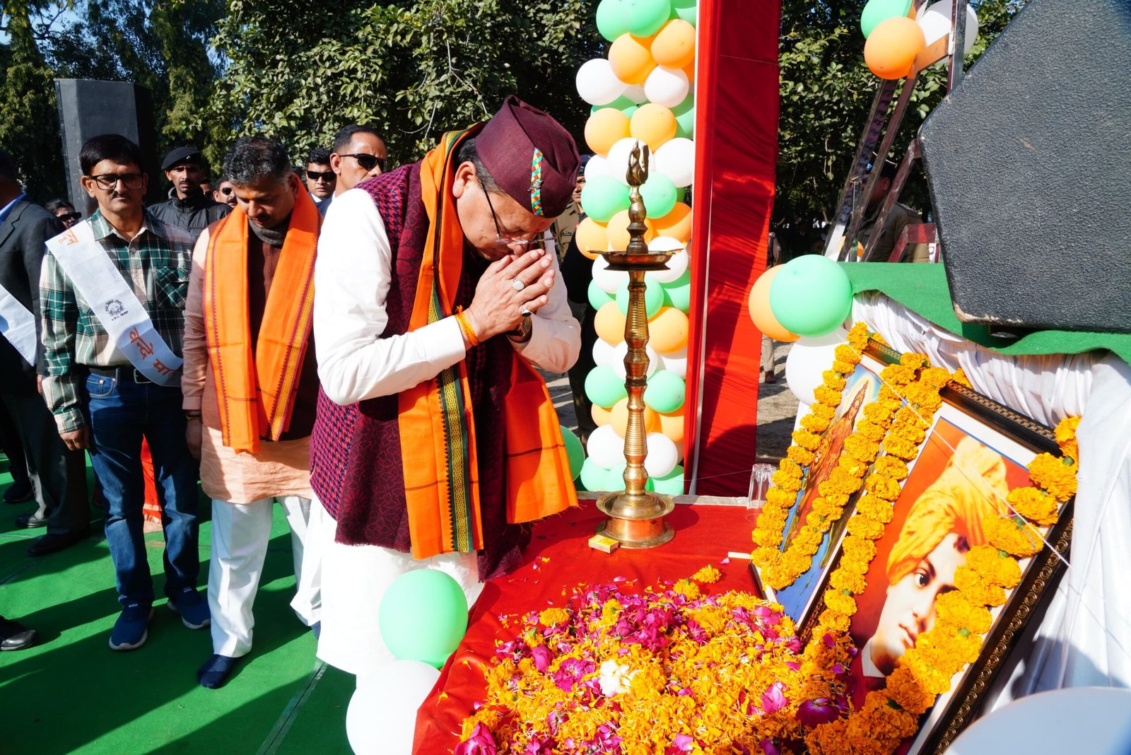 . देहरादून में गूंजा वंदे मातरम्, मुख्यमंत्री ने बढ़ाया उत्साह