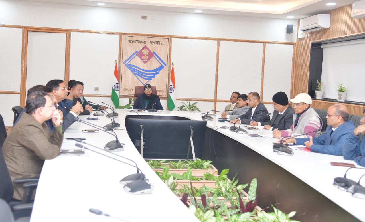 प्रकृति और प्रगति के संतुलन पर जोर: ‘नौ सूत्र प्रगति प्रकृति संतुलन मिशन’ की समीक्षा बैठक”