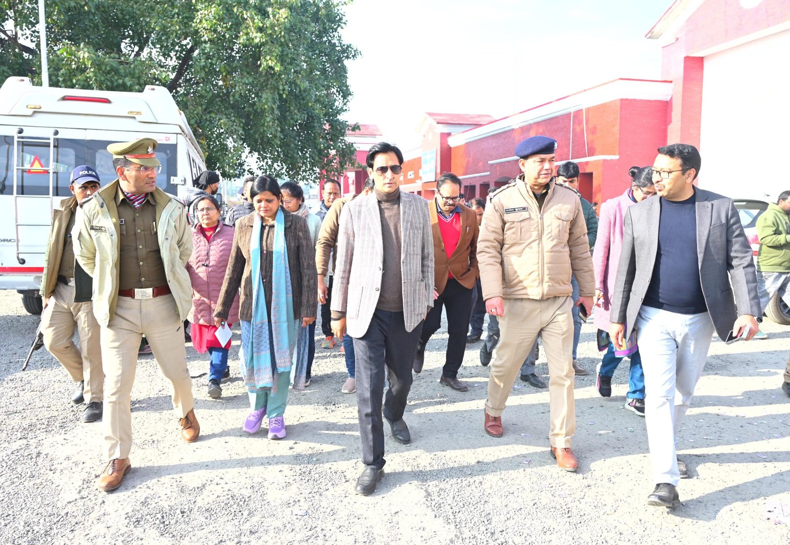राष्ट्रीय खेलों की तैयारी: आयुक्त रावत ने दिए समयबद्ध कार्य पूर्ण करने के निर्देश