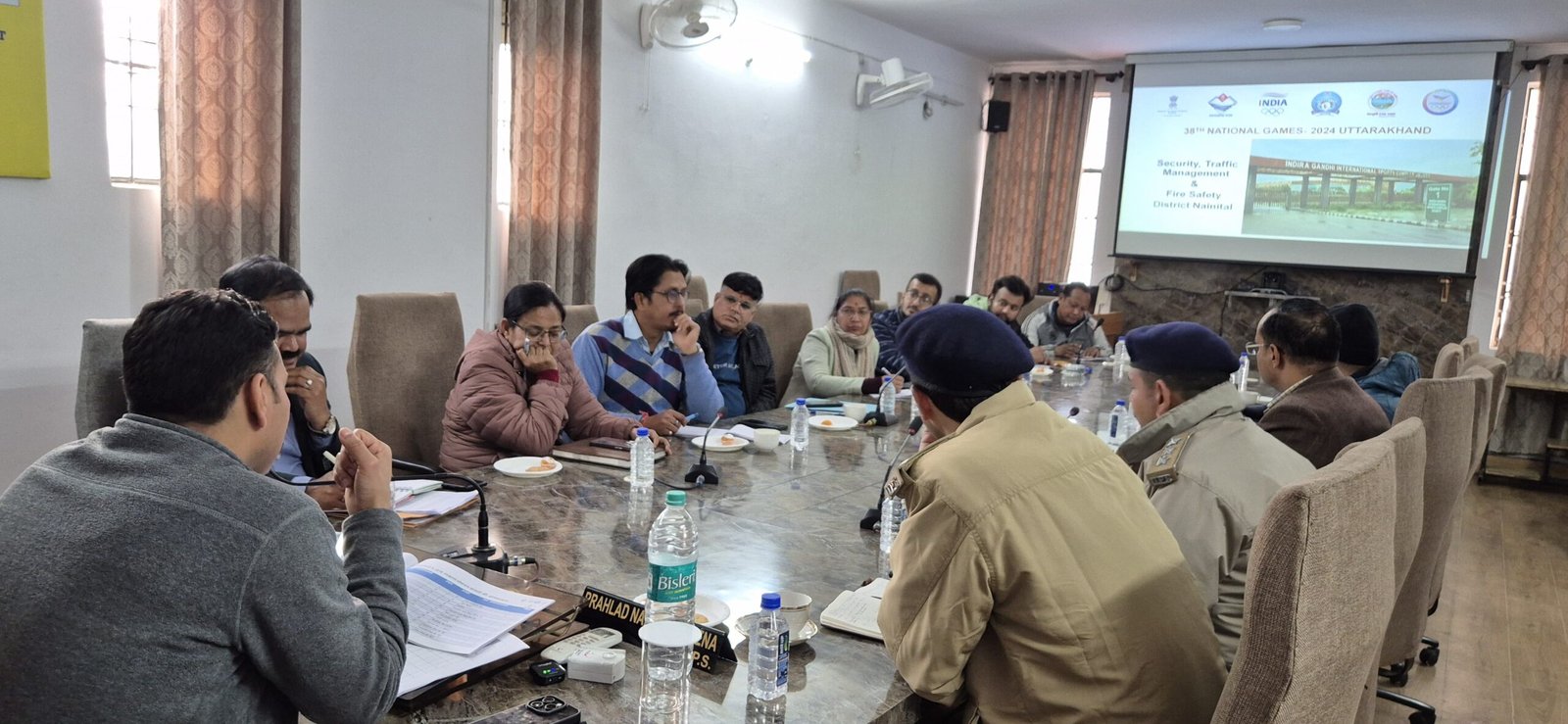 एसएसपी नैनीताल ने 38वें राष्ट्रीय खेलों के लिए सुरक्षा और व्यवस्थाओं पर की महत्वपूर्ण बैठक