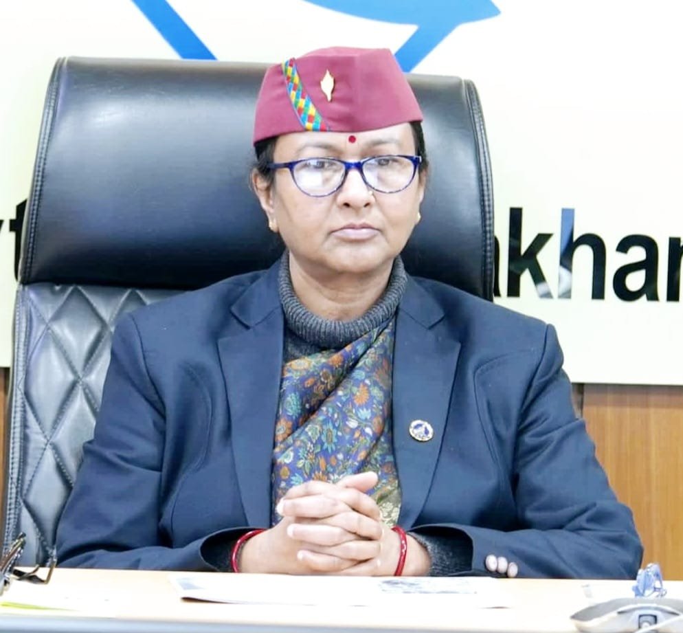 मुख्य सचिव श्रीमती राधा रतूड़ी ने कार्यस्थल पर यौन उत्पीड़न से सम्बन्धित शिकायतों के सम्बन्ध में आन्तरिक परिवाद समितियों गठन के मामले में सभी विभागों की स्थिति स्पष्ट करते हुए रिपोर्ट तलब की
