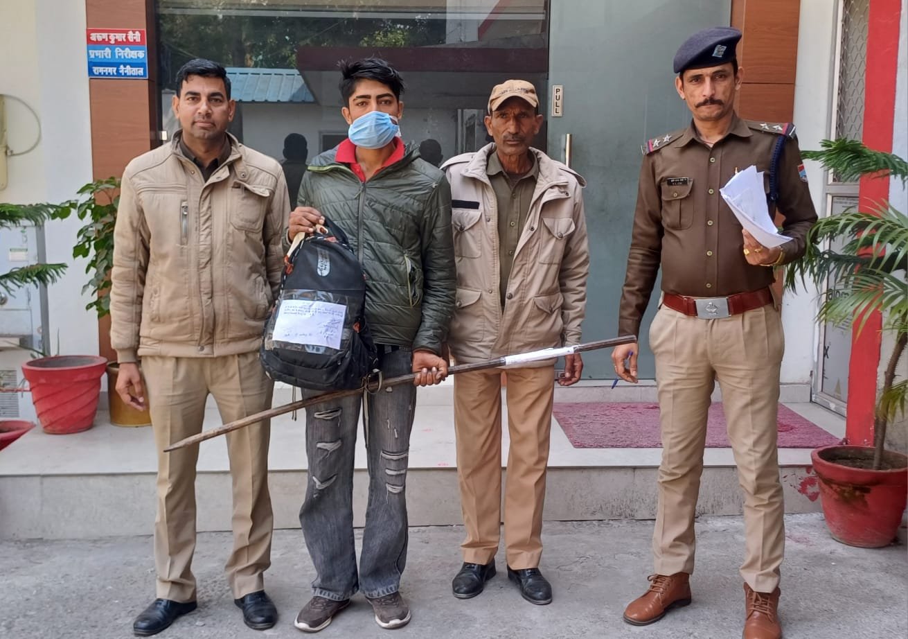 तेजी से सुलझाया चोरी का मामला, रामनगर पुलिस ने आरोपी को सामान सहित पकड़ा
