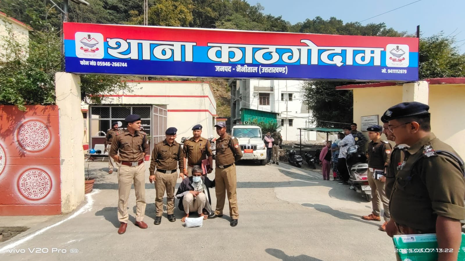 पुलिस ने नशे की तस्करी कर रहे 01 हरियाणा के तस्कर को 01 किलो 404 ग्राम चरस के साथ किया गिरफ्तार*