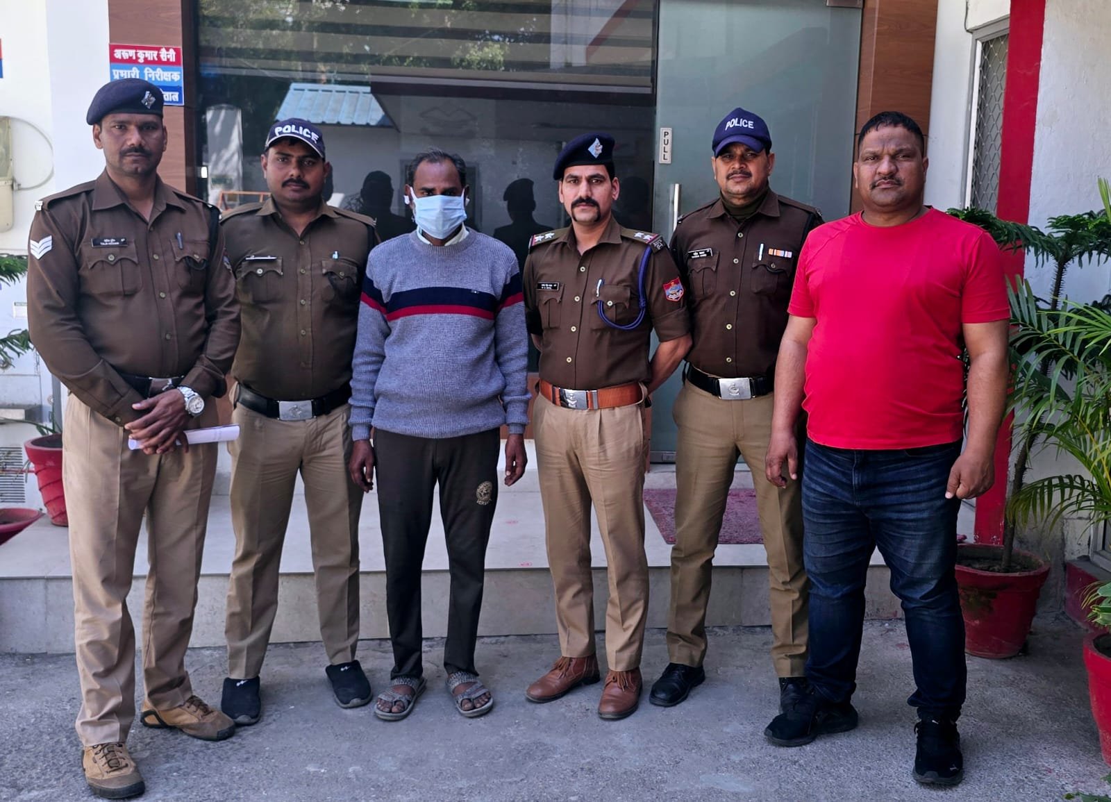 रामनगर पुलिस ने 05 साल से फरार चल रहे 05 हजार के ईनामी अभियुक्त को पानीपत हरियाणा से किया गिरफ्तार,*