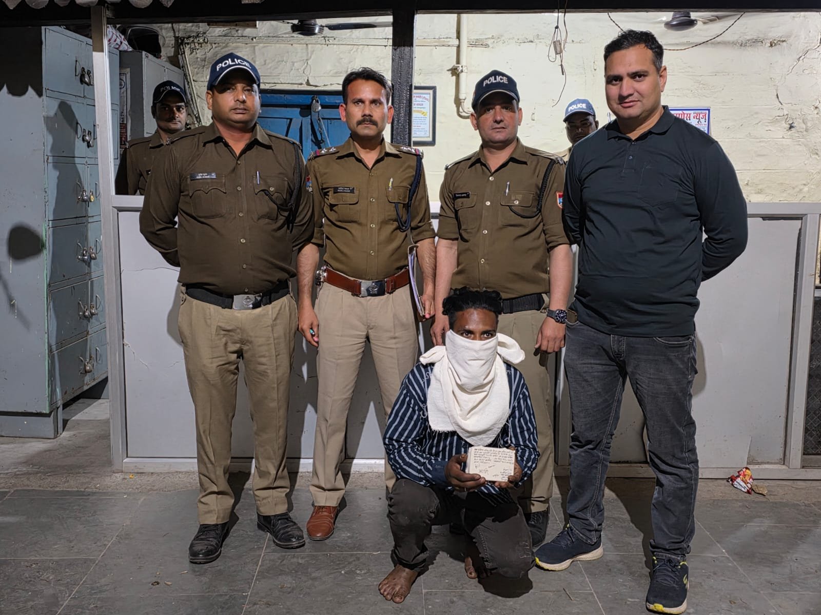 बनभूलपुरा पुलिस ने एक नशे के तस्कर को स्मैक के साथ किया गिरफ्तार।