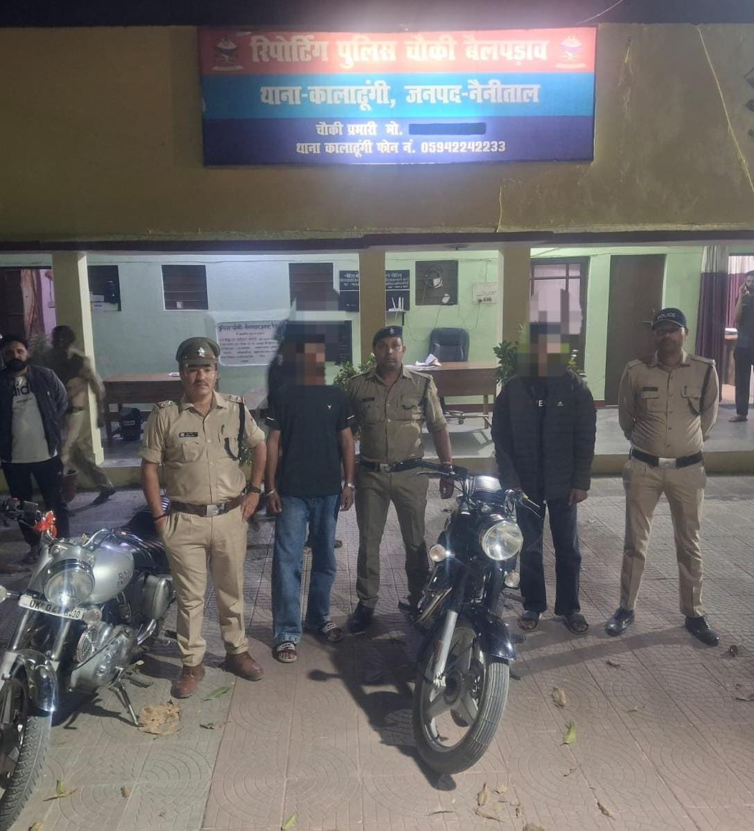 *SSP NAINITAL प्रहलाद मीणा का स्टंटबाजों, पटाखा बुलेट व लापरवाह चालकों भी शिकंजा जारी*  *सोशल मीडिया पर फेमस होने के चक्कर ने स्टंटबाज़ों को पहुँचाया थाने, माफी मांगते आये नज़र*
