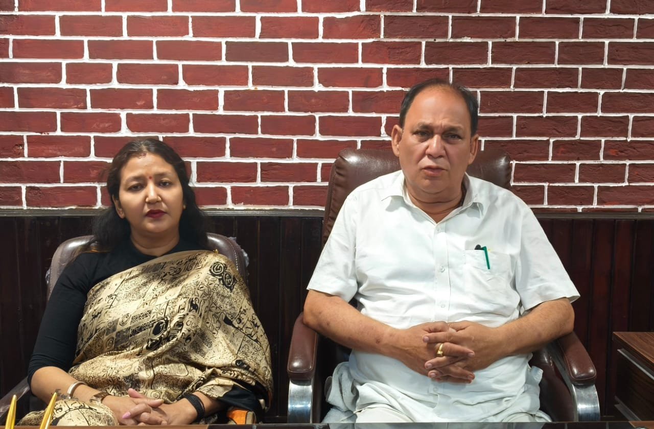सरकारी जमीन पर कब्जा करने वालों के खिलाफ कार्रवाई से बौखलाया विपक्ष: रेनू अधिकारी