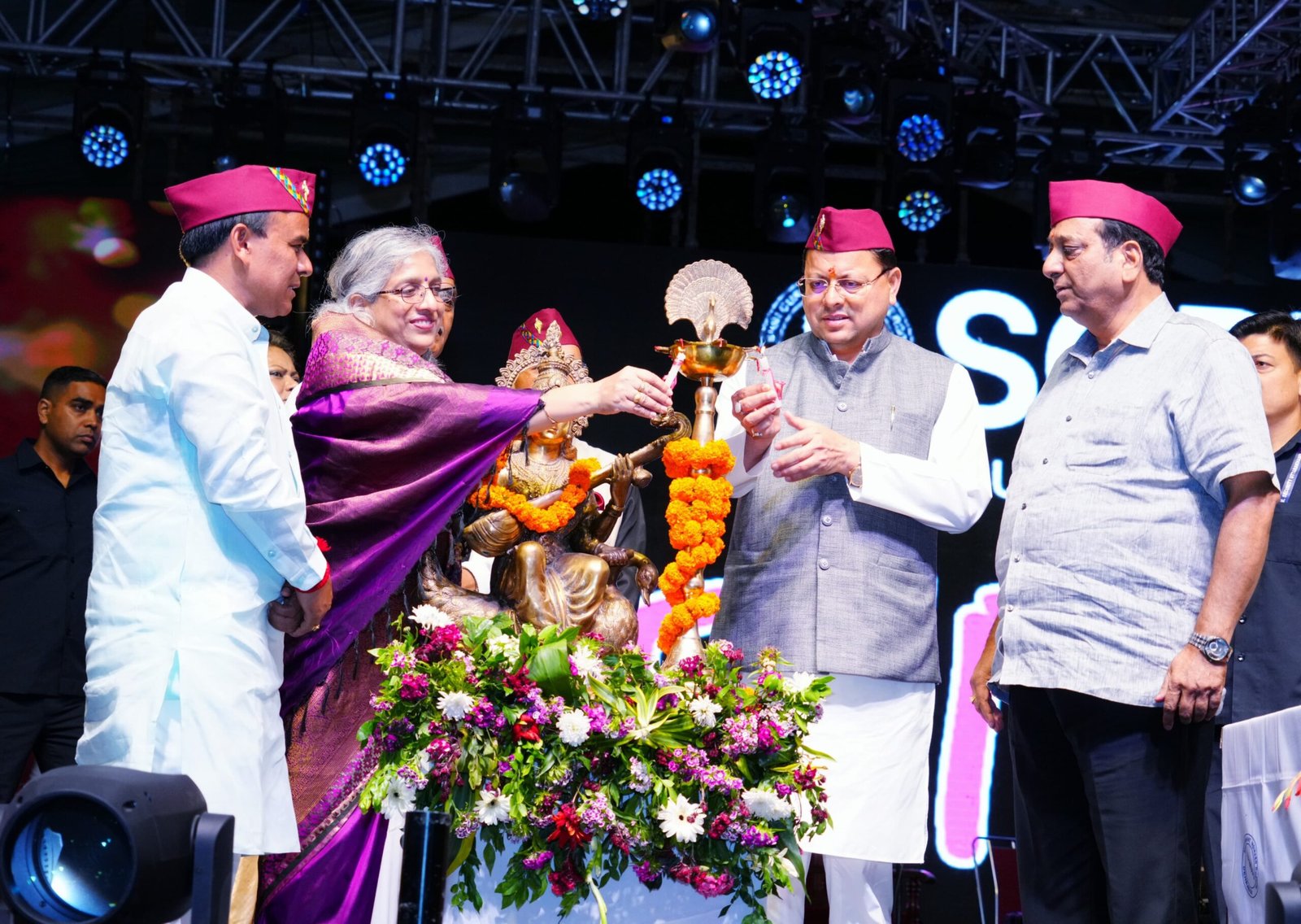 देशहित सर्वोपरि, युवाओं को राष्ट्रसेवा की राह पर चलने का आह्वान: सीएम धामी