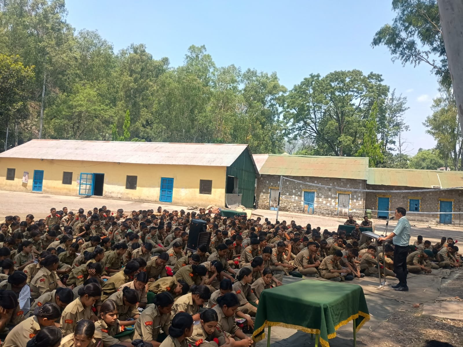 नैनीताल पुलिस की साइबर सेल टीम एनसीसी कैडेट्स को सोशल मीडिया व वित्तीय धोखाधड़ी से बचाव हेतु जागरूक किया गया*