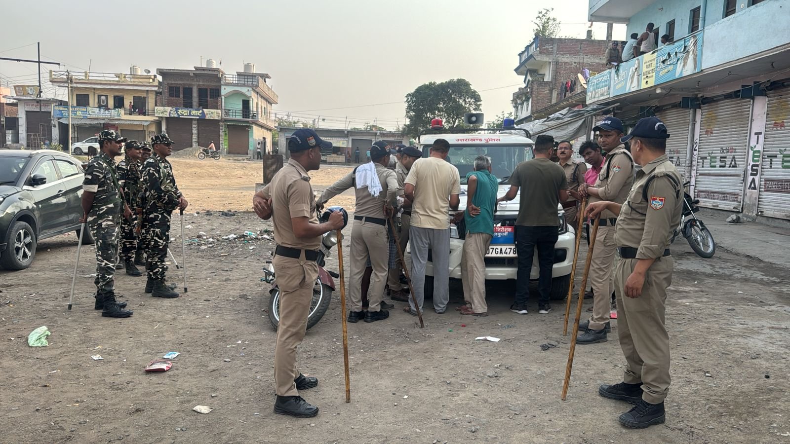 नैनीताल पुलिस का सत्यापन अभियान तेजी से जारी!*