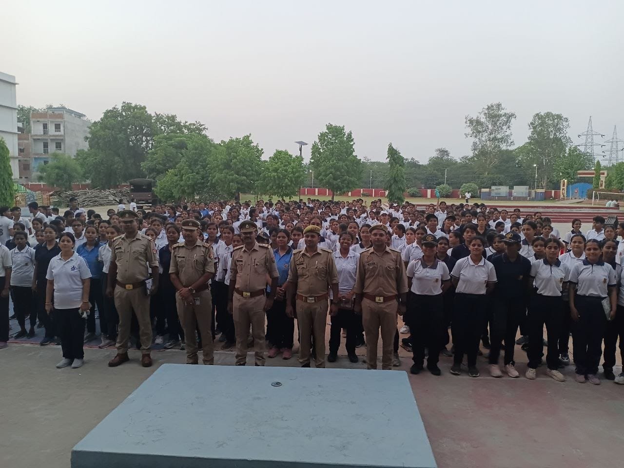 साइबर अपराध से बचाव पर कार्यशाला: सेंट जोसेफ कॉलेज सड़वा नैनी में छात्रों को दी गई महत्वपूर्ण जानकारियाँ