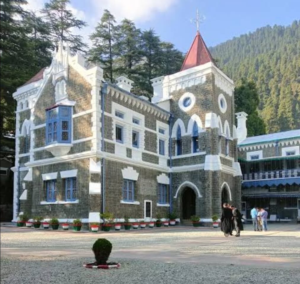 पंचायत चुनाव अधिसूचना पर हाईकोर्ट की सख्ती, पूरी प्रक्रिया पर लगाई रोक
