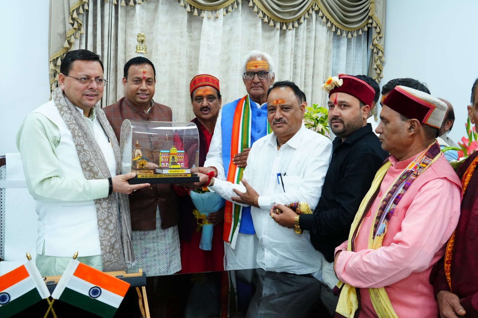 मुख्यमंत्री से बद्री-केदार मंदिर समिति के प्रतिनिधिमंडल की भेंट
