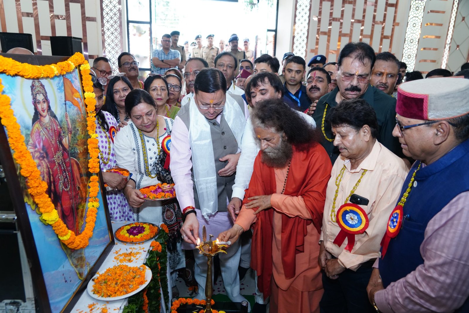 धार्मिक-सामाजिक संगठनों ने भ्रष्टाचार विरोधी प्रयासों पर किया मुख्यमंत्री का अभिनंदन।