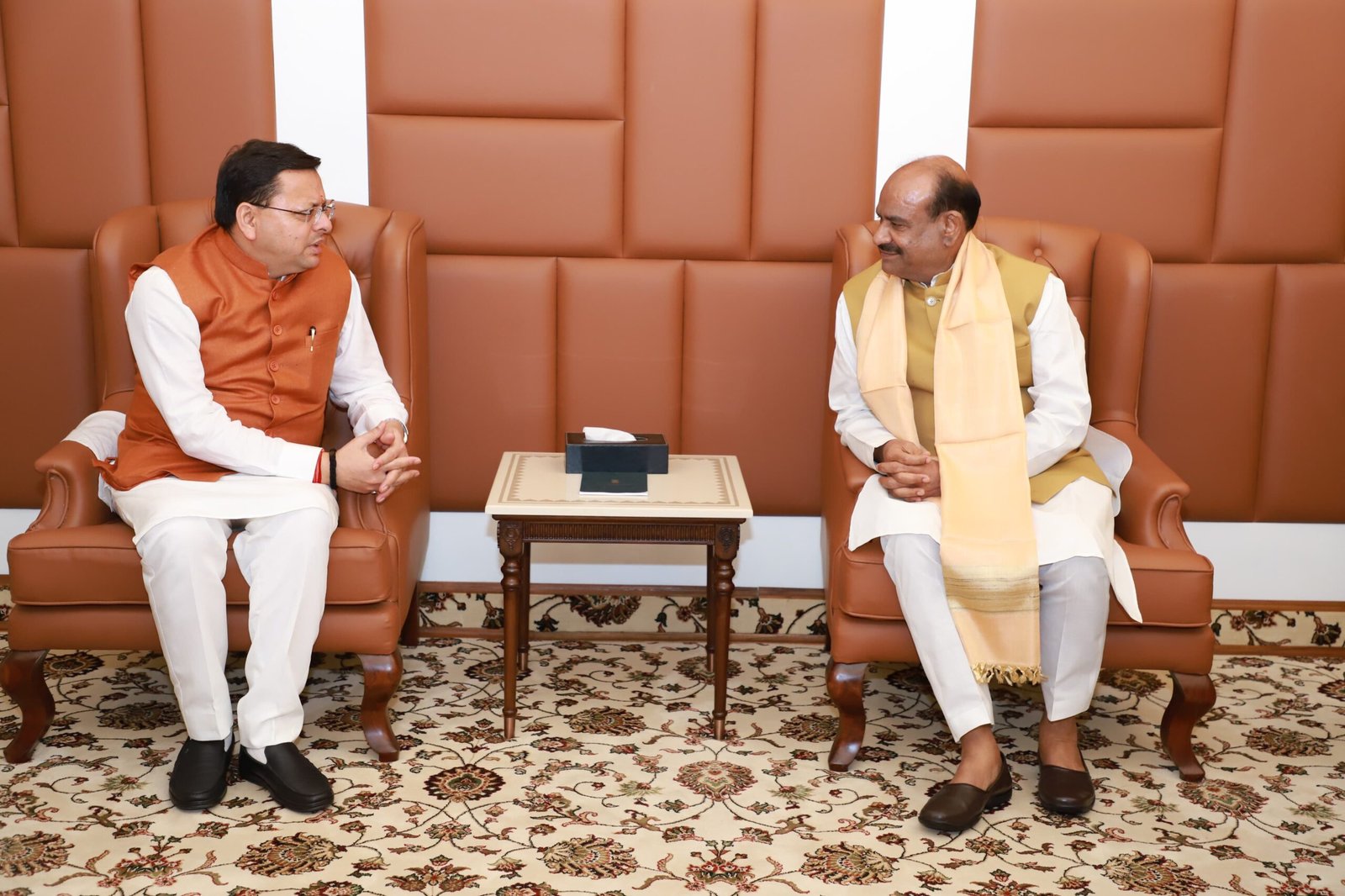 मुख्यमंत्री पुष्कर सिंह धामी की लोकसभा अध्यक्ष ओम बिड़ला से शिष्टाचार भेंट।