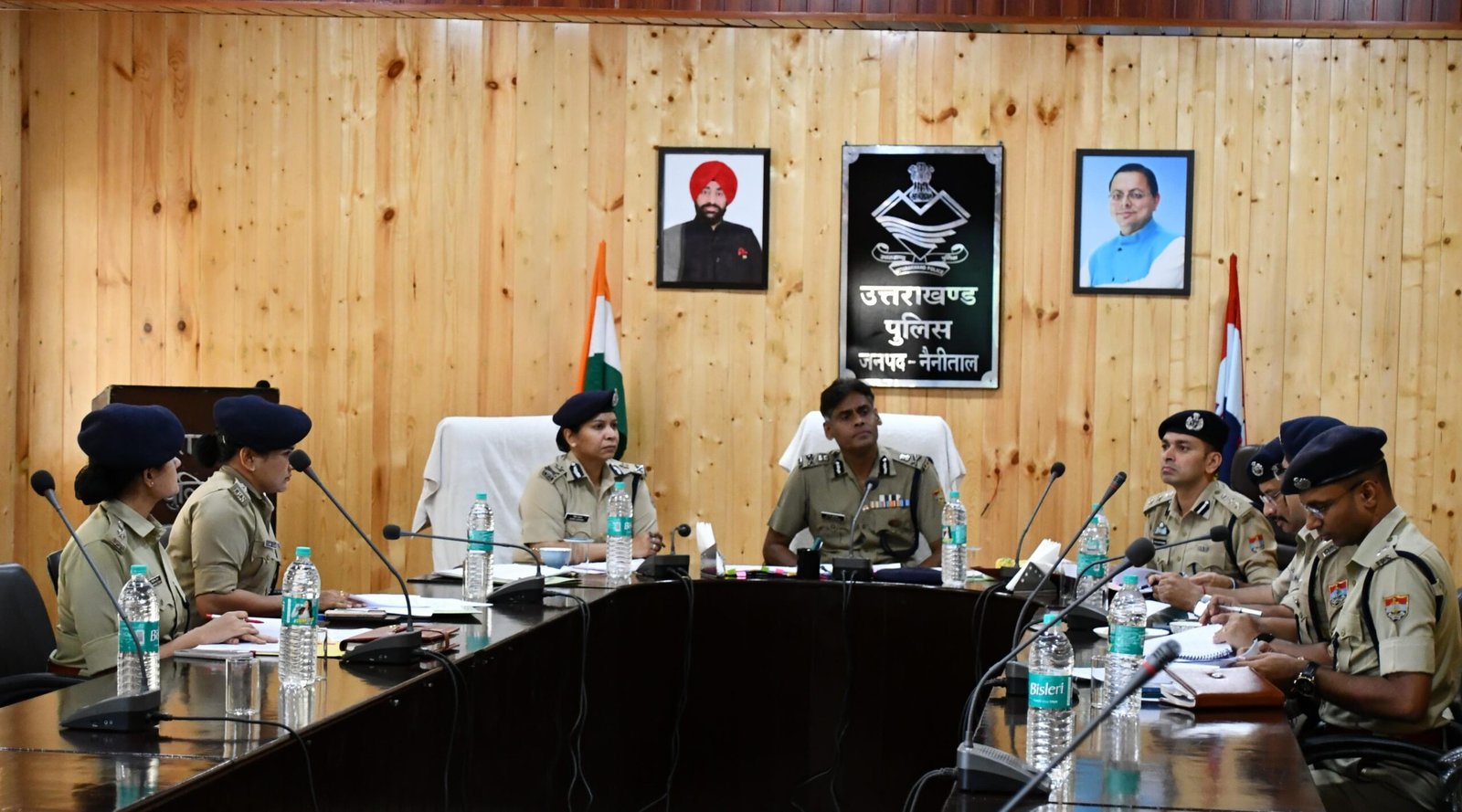 नैनीताल में हुई अपराध समीक्षा बैठक, SSP-SP को एडीजी अपराध ने दिए सख्त निर्देश