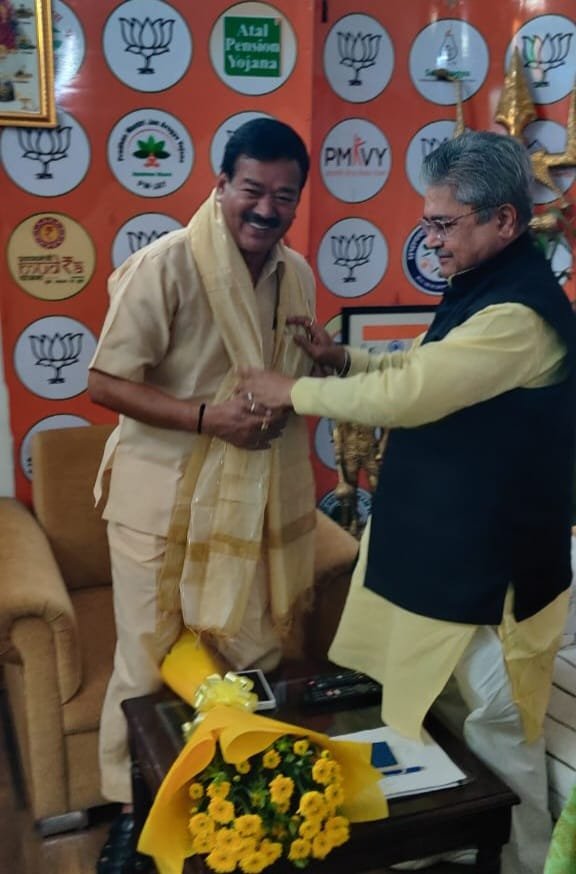 दिल्ली में दुष्यंत गौतम और अनिल बलूनी से मिले शिशुपाल रावत, रामनगर की समस्याएं रखीं
