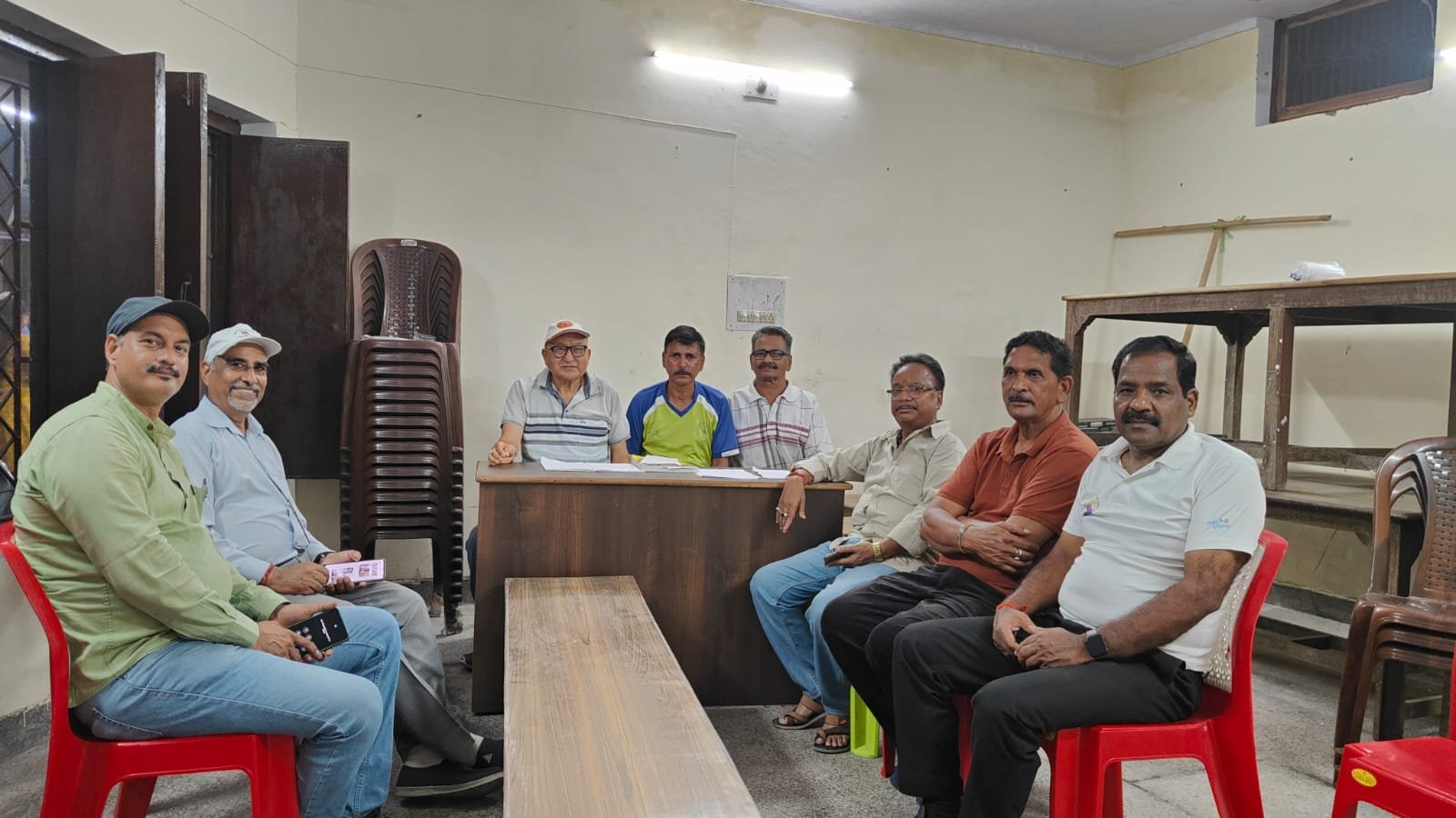 लखनपुर में क्रॉस कंट्री दौड़ की तैयारियों को लेकर बैठक, समितियां गठित
