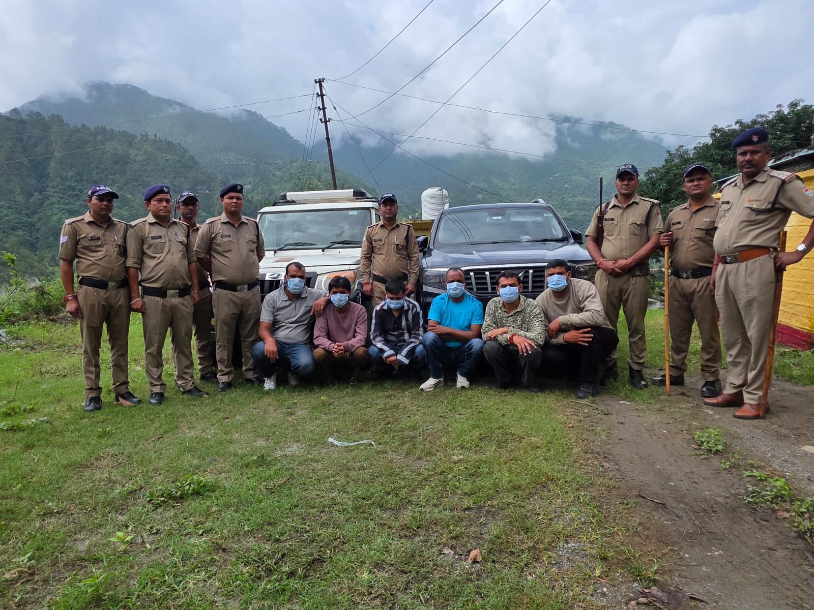 SSP नैनीताल के निर्देश पर ताबड़तोड़ कार्रवाई, चुनावी फायरिंग कांड के सभी 6 आरोपी गिरफ्तार