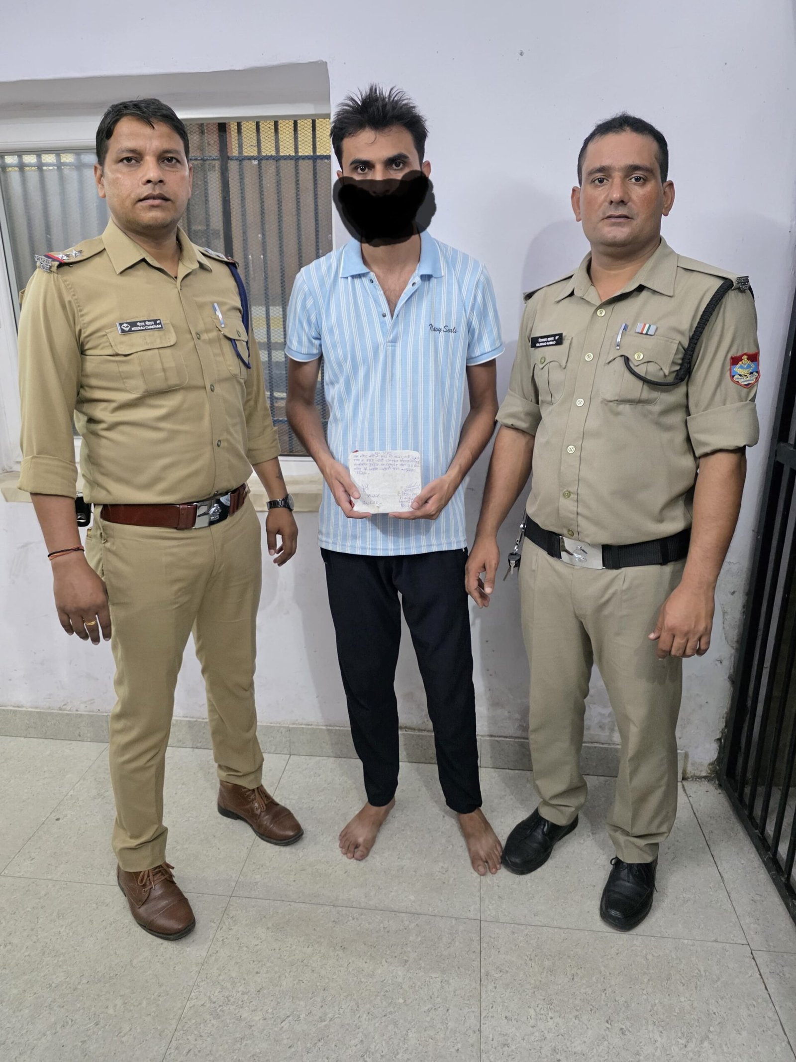 बनभूलपुरा पुलिस का सट्टा खाई-बाड़ी पर प्रहार, एक अभियुक्त सट्टा पर्ची व नगदी सहित गिरफ्तार,।