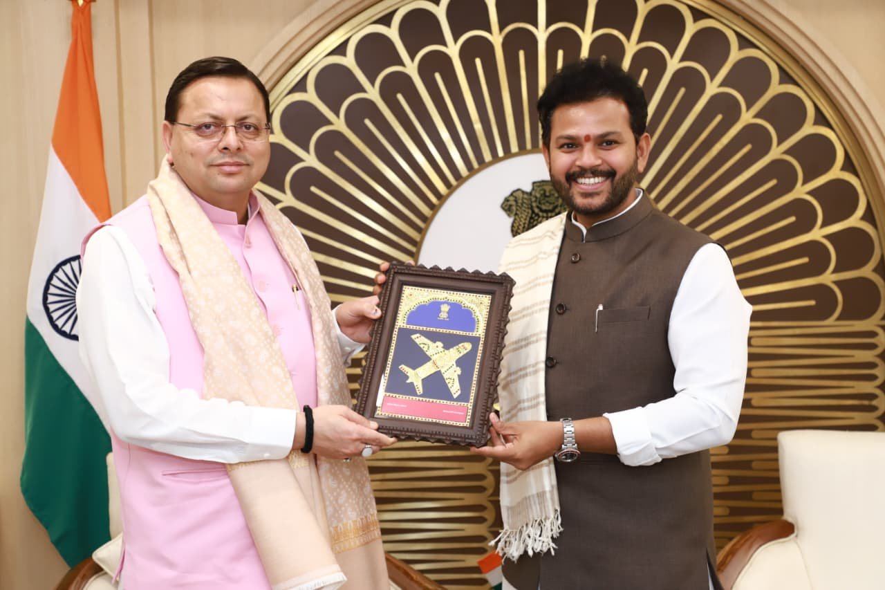 मुख्यमंत्री ने केंद्रीय नागरिक उड्डयन मंत्री से उत्तराखण्ड में हवाई सेवाओं के विस्तार पर की चर्चा
