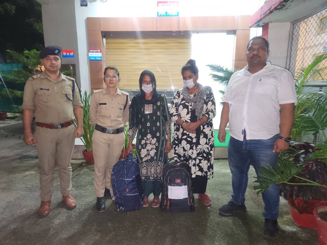 15 किलो गांजे के साथ दो महिलाएं गिरफ्तार – रामनगर पुलिस की बड़ी उपलब्धि