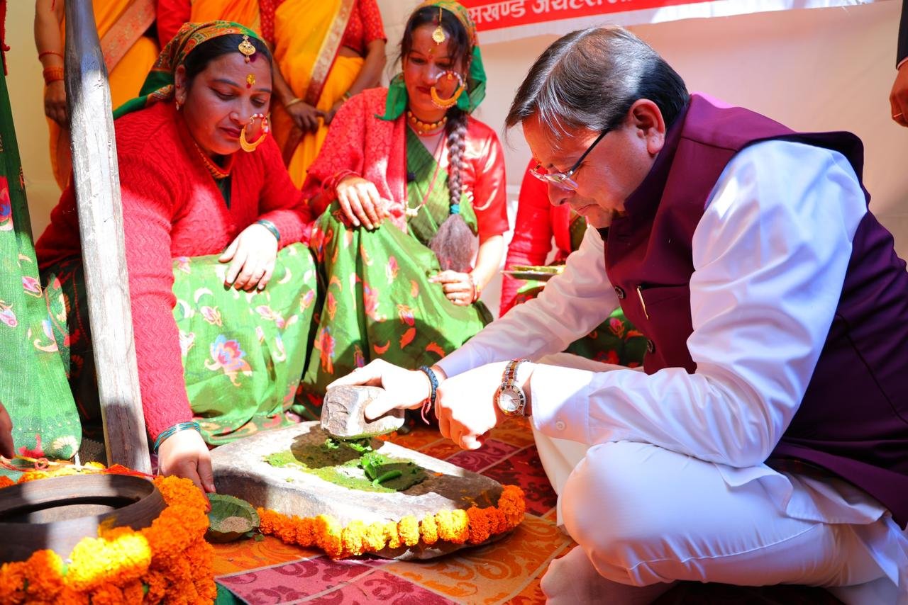 वीरभूमि रिखणीखाल में गूंजा शौर्य गीत — मुख्यमंत्री धामी ने शहीदों के परिजनों के सम्मान में की बड़ी घोषणाएं