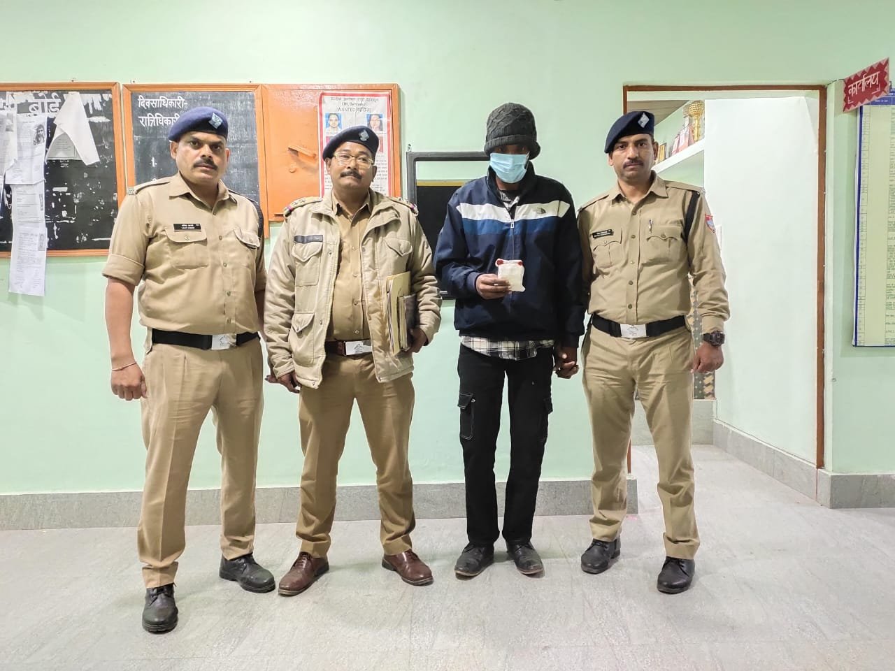 भीमताल पुलिस ने चोरी की वारदात का किया त्वरित खुलासा — चोरी का माल 100% बरामद, अभियुक्त गिरफ्तार