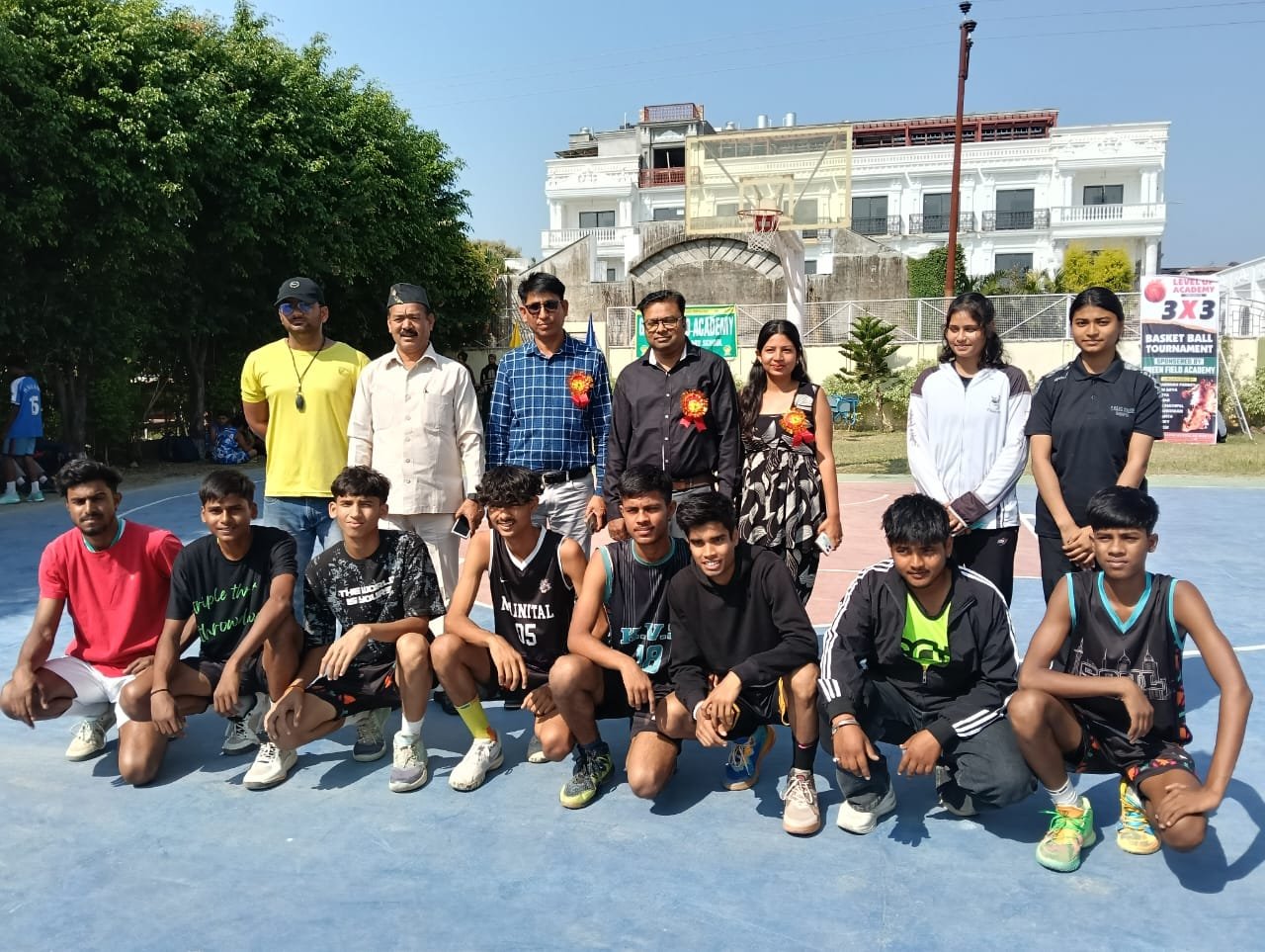 ग्रीन फील्ड अकैडमी में खेल भावना का प्रदर्शन — टूर्नामेंट में ओपन कैटेगरी के खिलाड़ियों का जलवा।