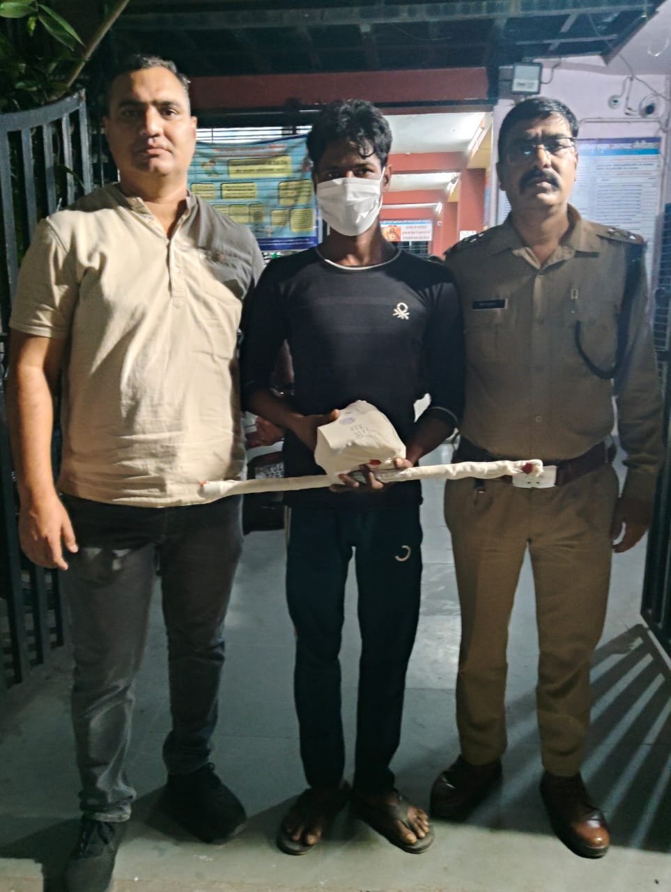 पुलिस की मुस्तैदी से खुली दुकान चोरी की वारदात — आरोपी चोर सलाखों के पीछे