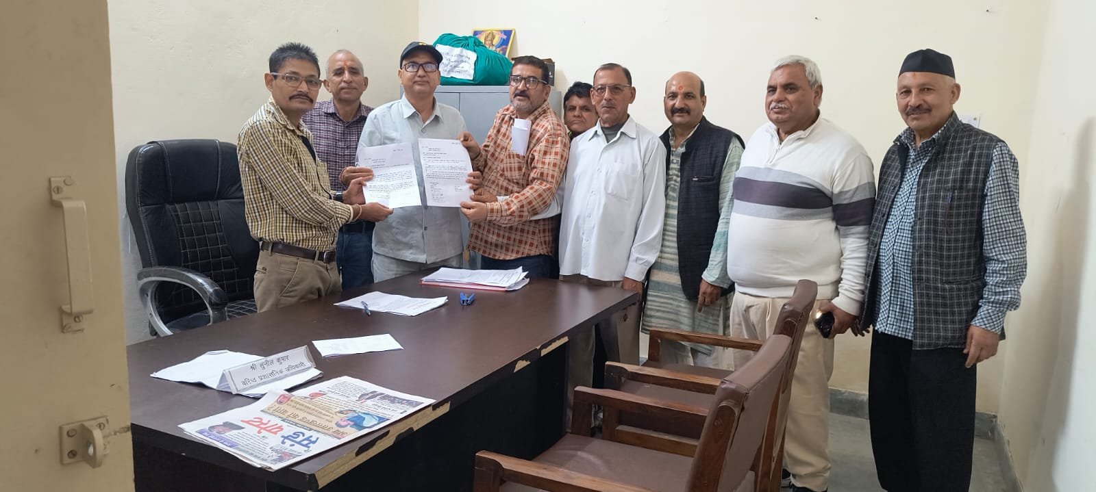 आंदोलनकारियों ने सरकार से की मांग — दी जाए स्वतंत्रता सेनानियों जैसी सुविधाएं।