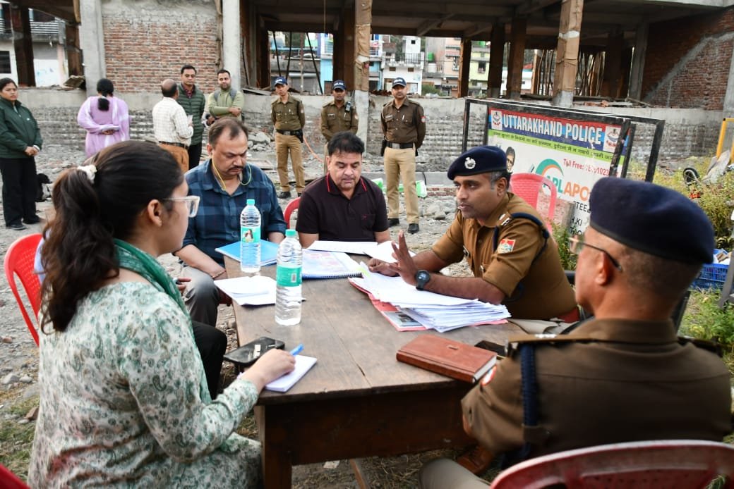 निर्माण मानकों की विस्तृत जांच—एसएसपी नैनीताल का कोतवाली व चौकी स्थलीय निरीक्षण