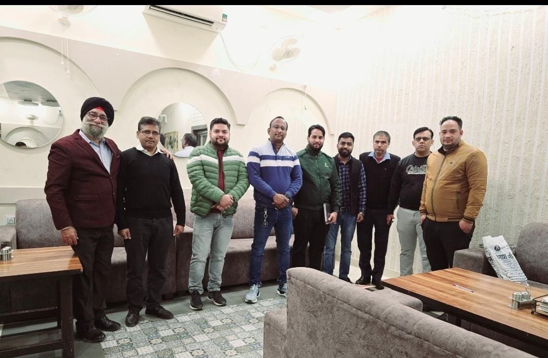 प्राधिकरण की कार्रवाई पर भड़का टैक्स बार, क्षेत्रवासियों की बढ़ी मुश्किलें
