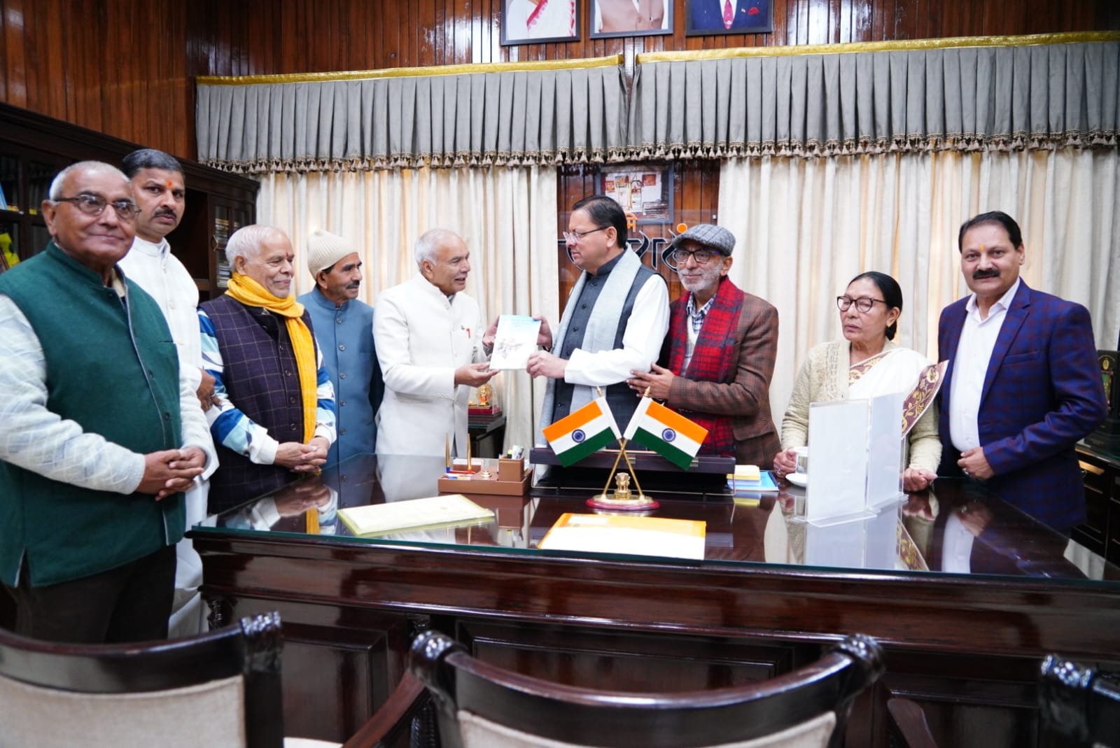 कुंभ 2027: देवडोलियों व लोक देवताओं की शोभायात्रा की होंगी भव्य व्यवस्थाएँ — मुख्यमंत्री धामी
