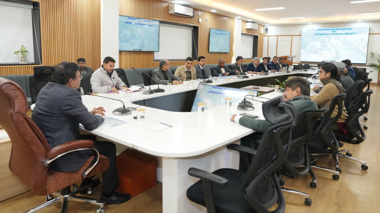 लखवाड़ परियोजना उच्च प्राथमिकता में, किसी भी स्तर पर ढिलाई बर्दाश्त नहीं: मुख्य सचिव