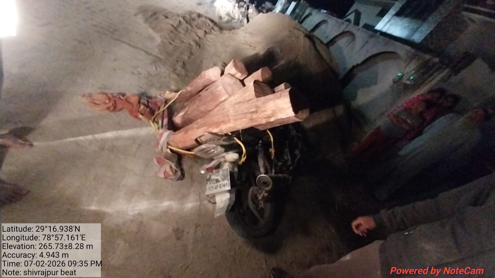 अवैध खैर तस्करी पर शिकंजा, दक्षिणी जसपुर में वन विभाग ने पकड़े दो आरोपी”