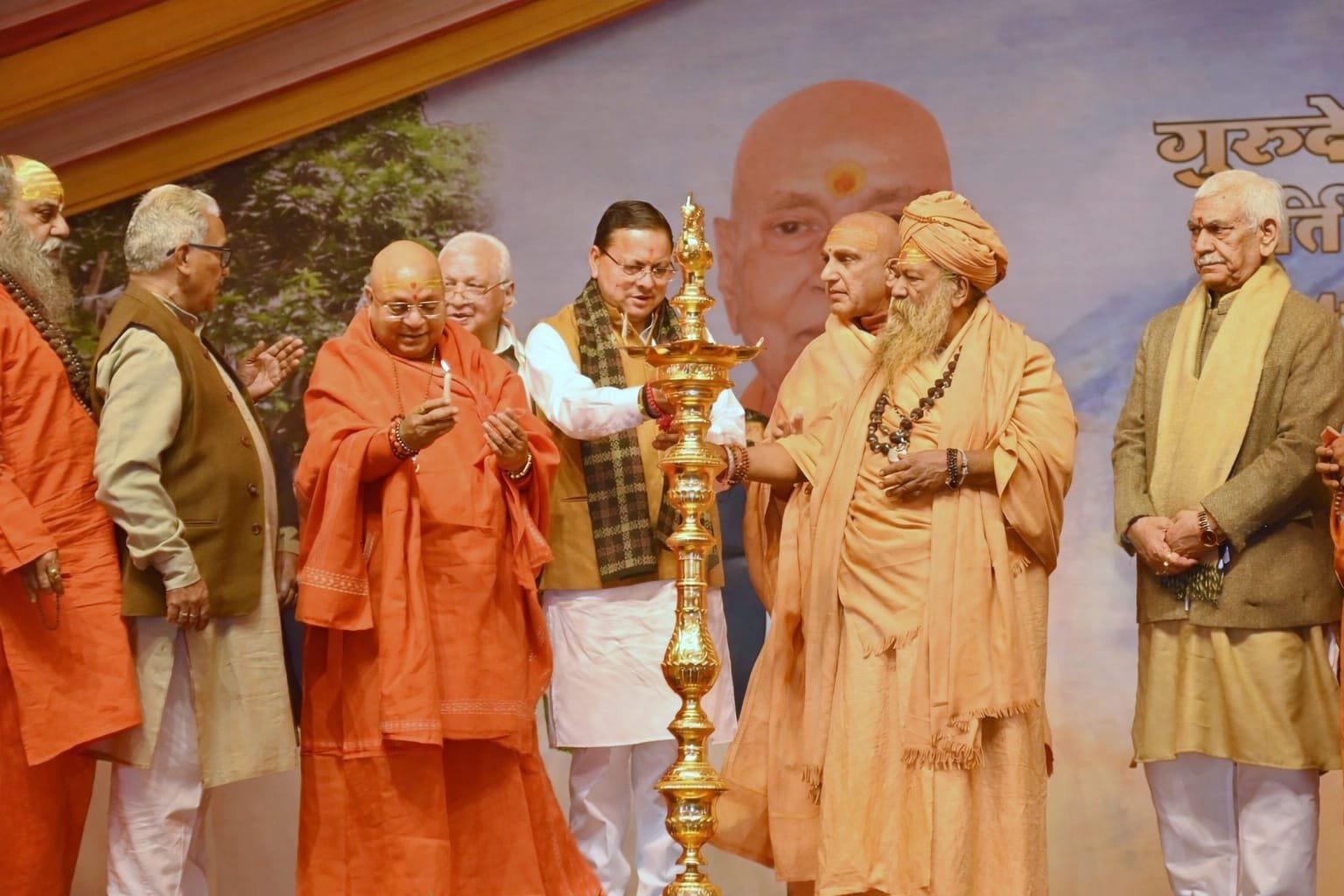 उत्तराखंड में समान नागरिक संहिता, सख्त नकल विरोधी व दंगा रोधी कानून लागू – सीएम