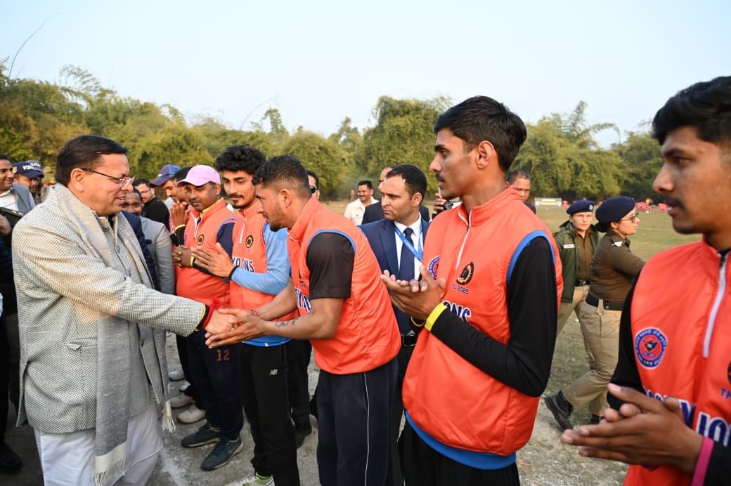 “खटीमा में स्व. मनीष चंद स्मृति ग्रामीण क्रिकेट टूर्नामेंट का भव्य समापन, मुख्यमंत्री धामी रहे मुख्य अतिथि