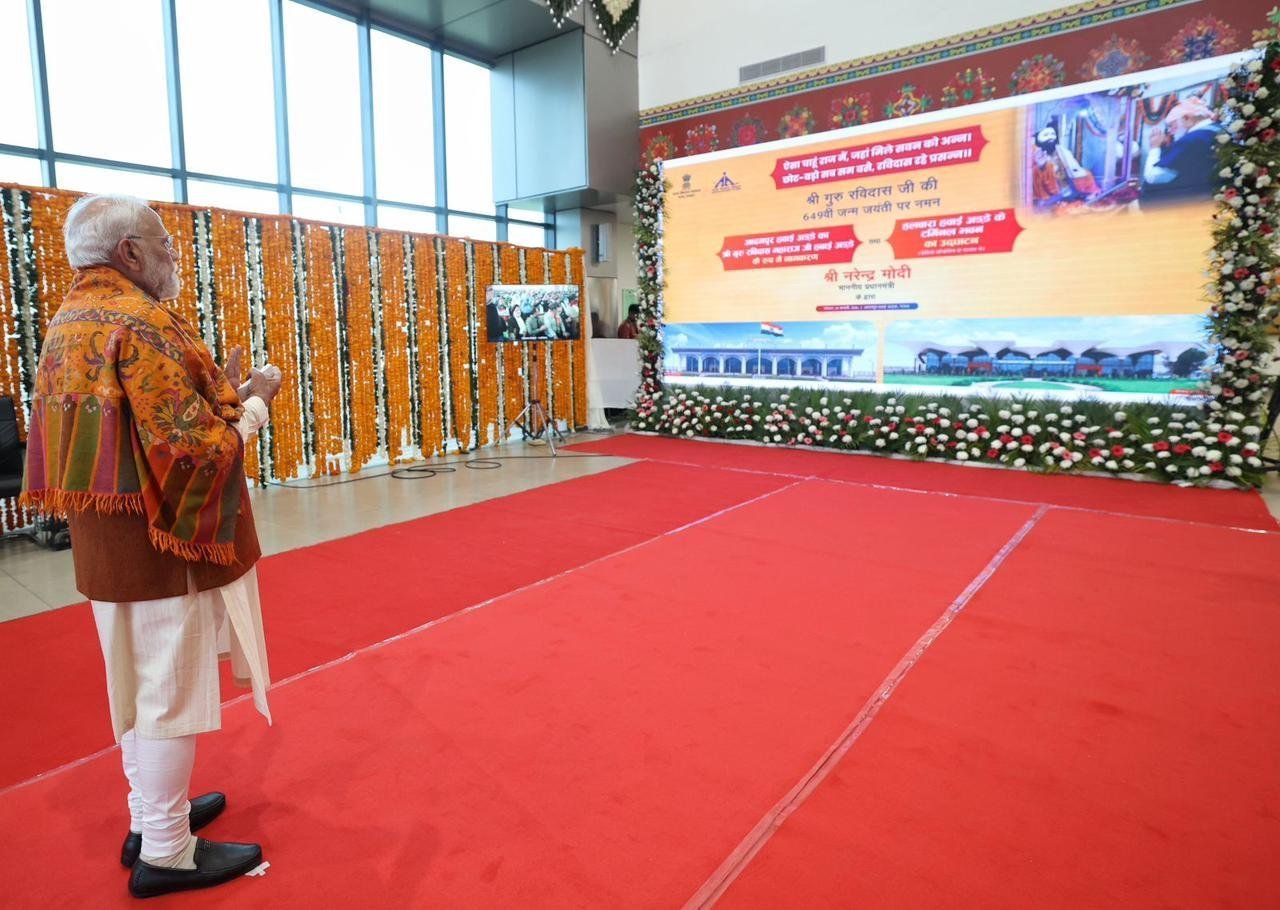 गुरु रविदास महाराज को समर्पित आदमपुर हवाई अड्डा सामाजिक समरसता का प्रतीक : सीएम धामी”