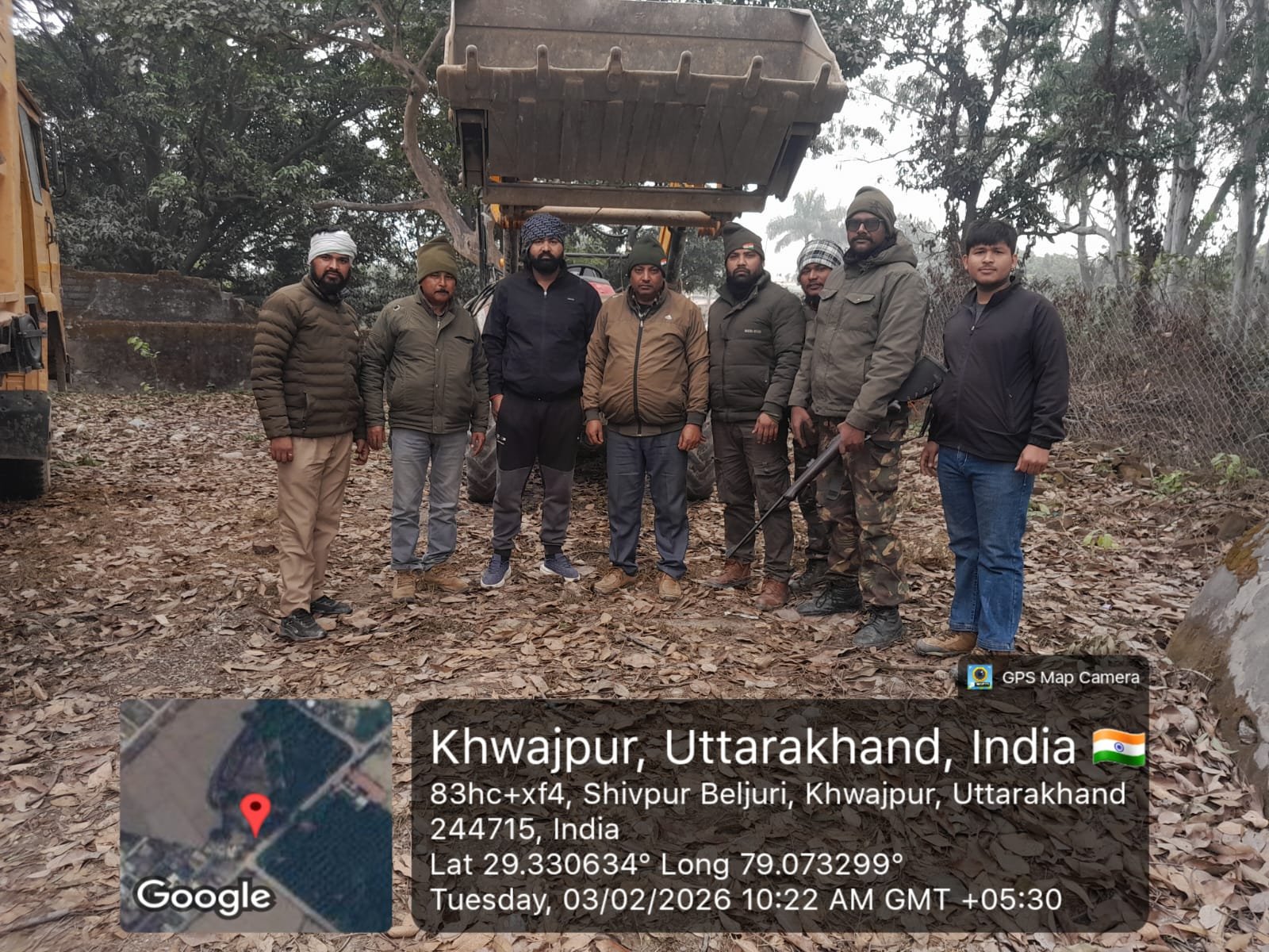 कोसी नदी में अवैध खनन पर वन विभाग का शिकंजा, दो ट्रैक्टर जब्त