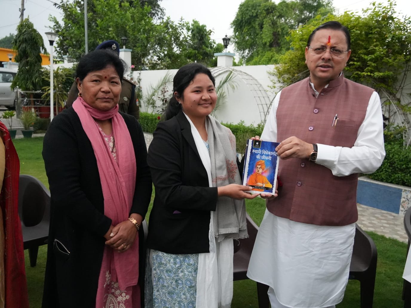 यूपीएससी में रैंक हासिल कर बेटियों ने बढ़ाया प्रदेश का मान – मुख्यमंत्री धामी