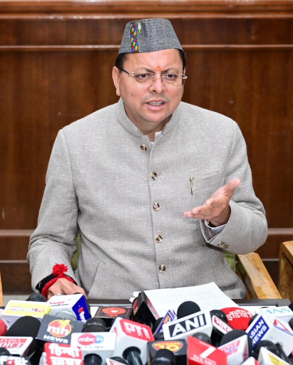 मुख्यमंत्री ने प्रदेश में अवस्थापना विकास से जुड़ी विभिन्न योजनाओं को प्रदान की वित्तीय स्वीकृति।