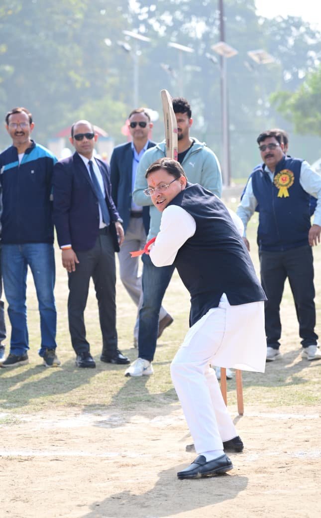 स्वास्तिक नर्सिंग कॉलेज की वार्षिक खेल प्रतियोगिता का शुभारम्भ, खिलाड़ियों को दिया प्रेरणादायी संदेश