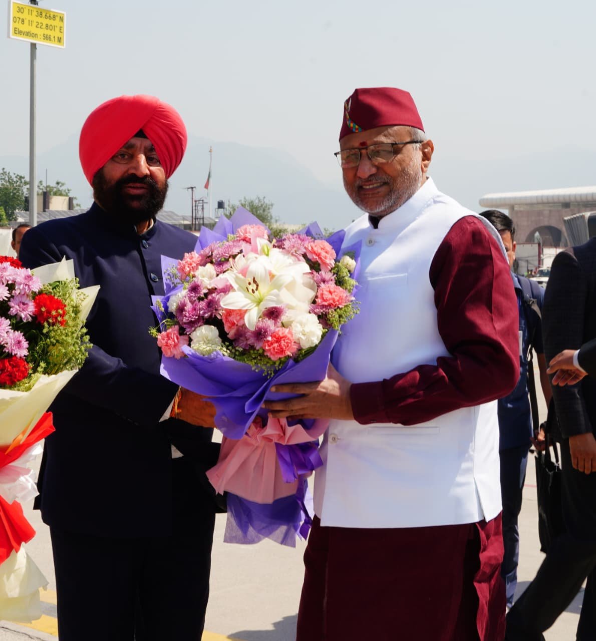 देहरादून में उपराष्ट्रपति का भव्य स्वागत, जौलीग्रांट एयरपोर्ट पर हुआ गरिमामय आगमन