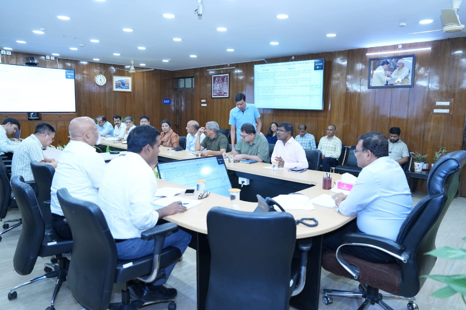 महिला एवं बाल विकास योजनाओं पर मुख्य सचिव सख्त, आंगनबाड़ी केंद्रों में बिजली-पानी सुनिश्चित करने के निर्देश