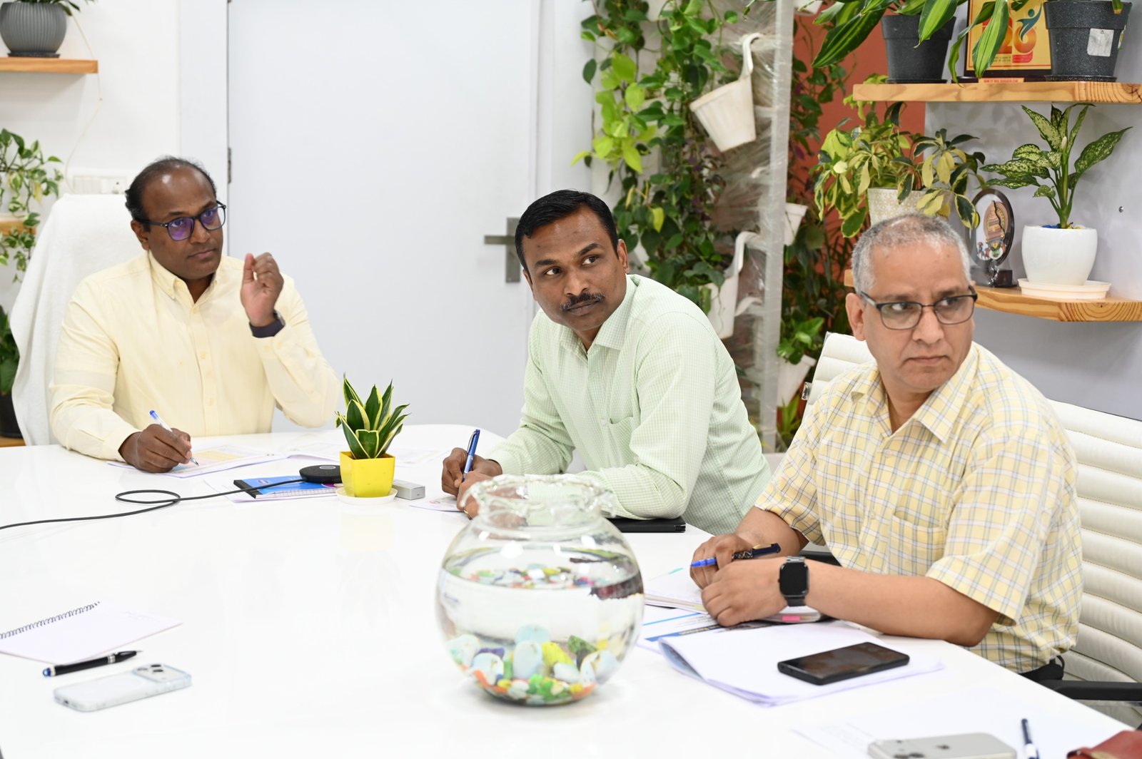 मतदाता सूची पुनरीक्षण अभियान को लेकर सभी जिलाधिकारियों को निर्देश