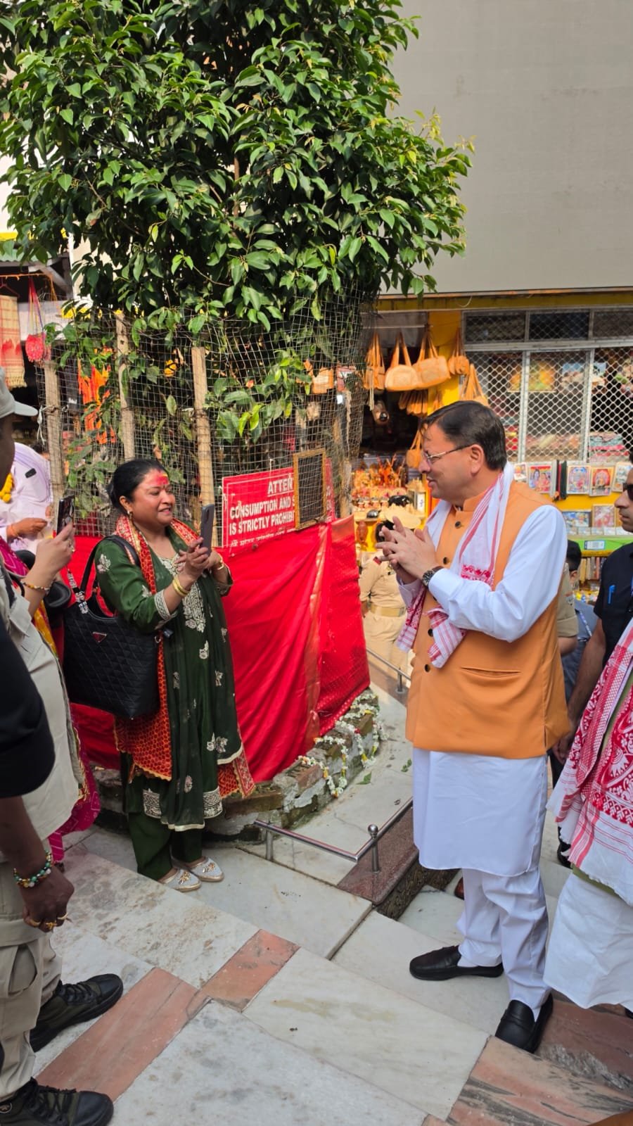 मुख्यमंत्री धामी ने माँ कामाख्या से प्रदेशवासियों के सुख-समृद्धि का मांगा आशीर्वाद