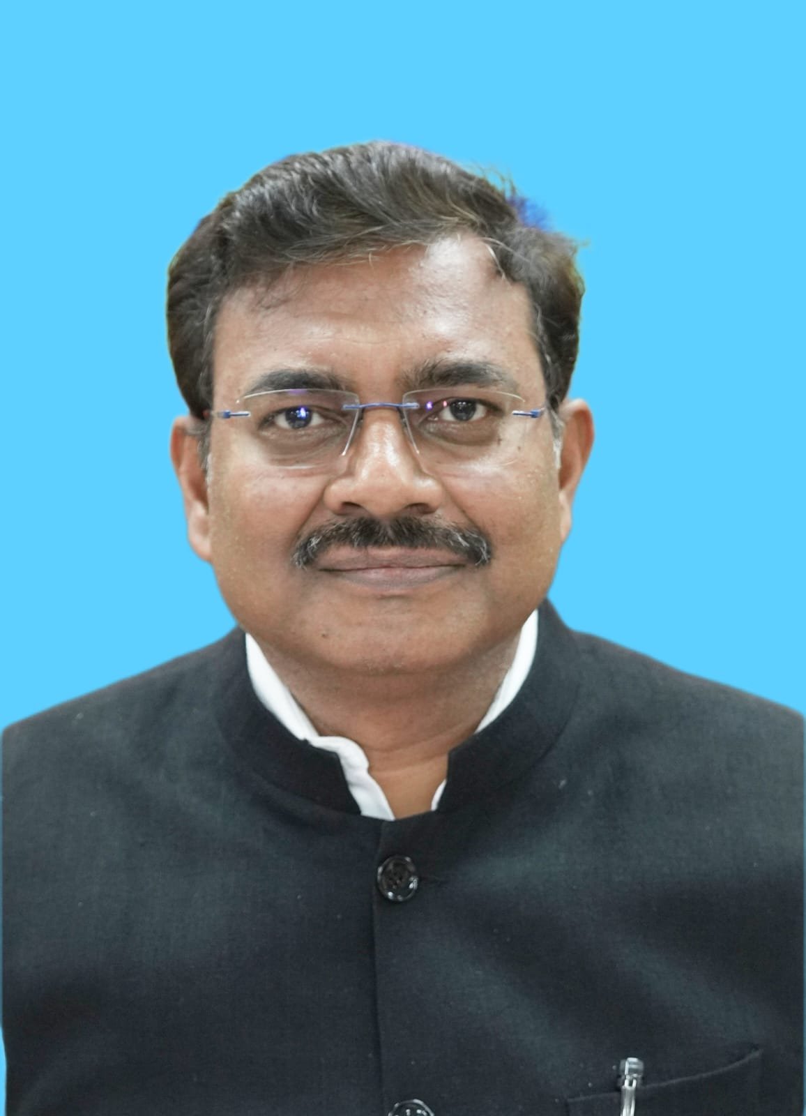 मुख्य सचिव ने अधिकारियों को दिए निर्देश, लंबित परियोजनाओं में तेजी लाकर समयबद्ध तरीके से करें पूरा