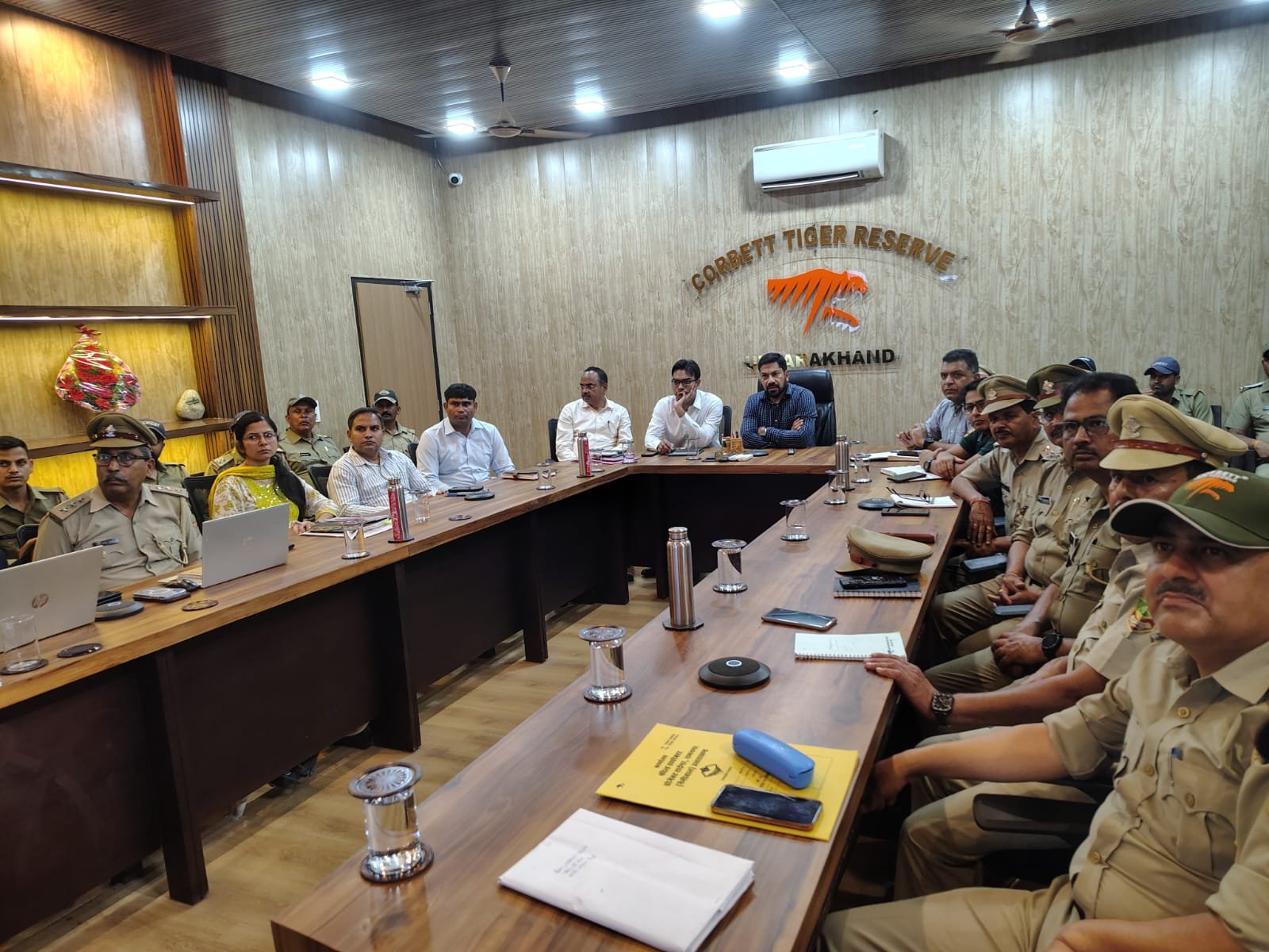 कार्बेट टाइगर रिजर्व में प्रस्तावित हाथी गणना-2026 हेतु कुमाऊँ जोन का प्रशिक्षण कार्यक्रम सम्पन्न